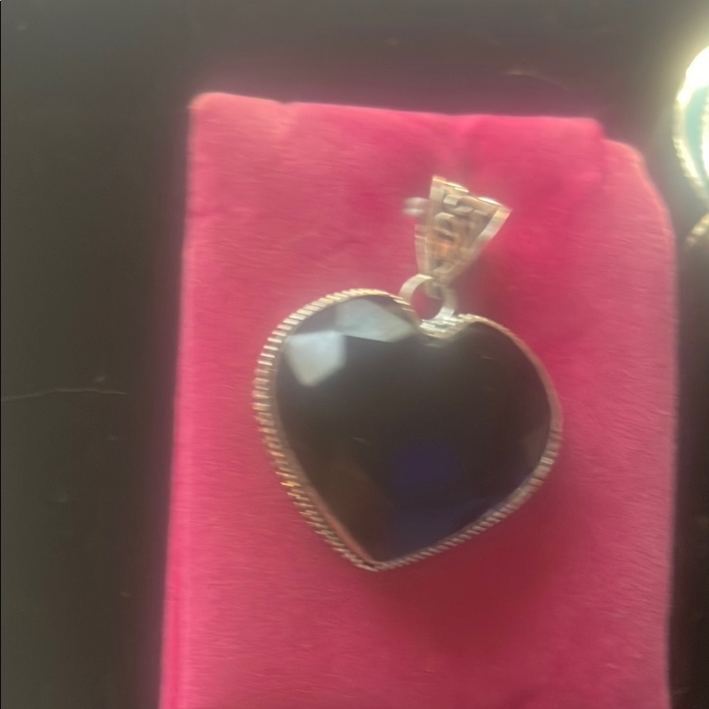 Timeless genuine natural sapphire blue large stoneHeart Titanic inspired - Picture 5 of 7